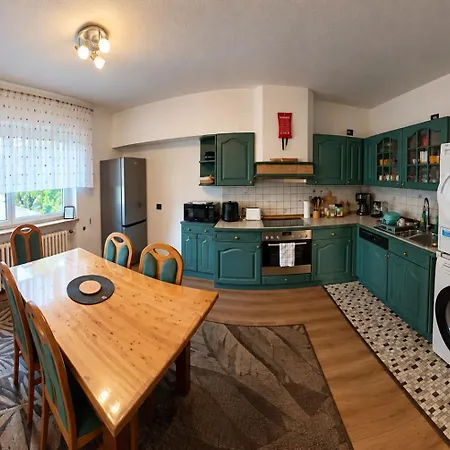 Apartment Grosses 3-zimmer-apartment Mit 6 Betten & Balkon Wildeck